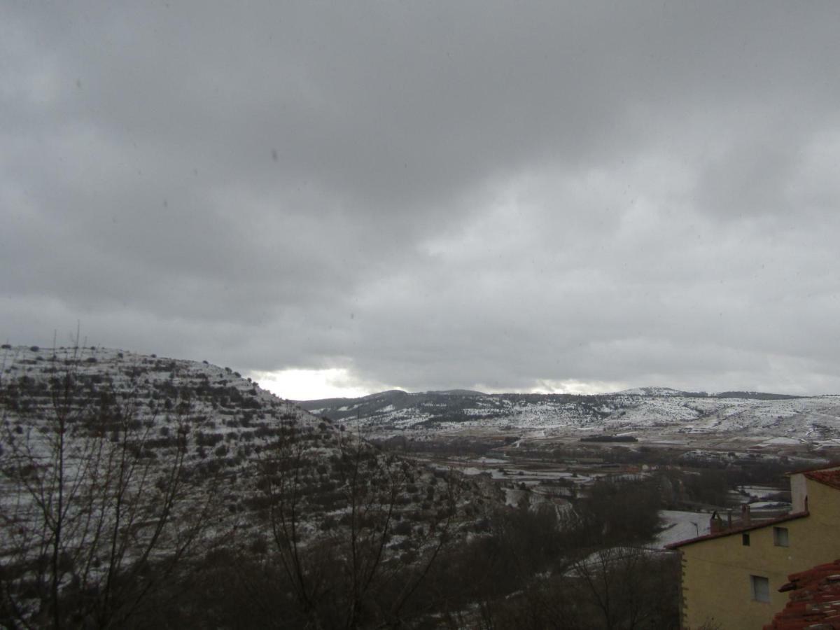 Hostal Paquita Allepuz Екстериор снимка