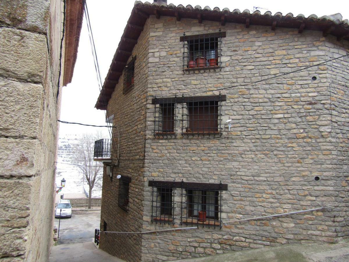 Hostal Paquita Allepuz Екстериор снимка