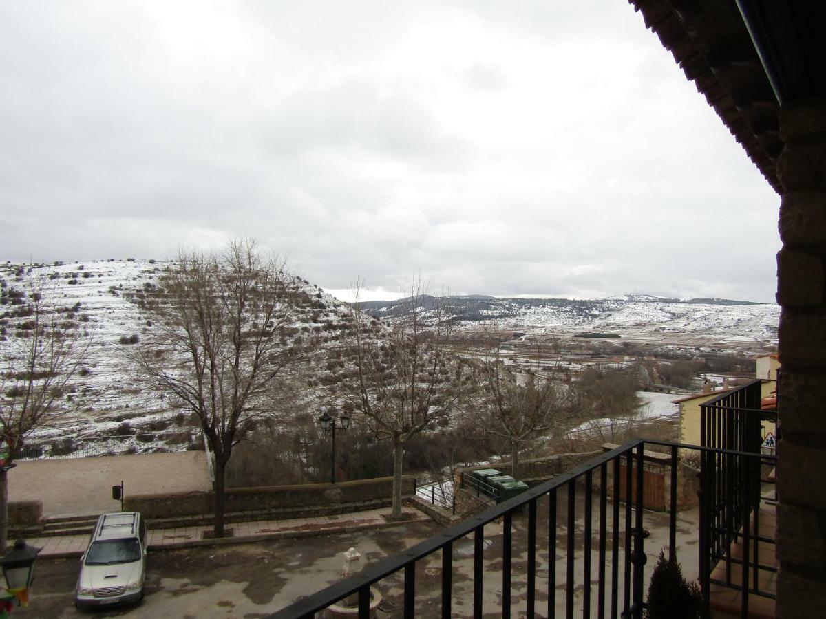 Hostal Paquita Allepuz Екстериор снимка